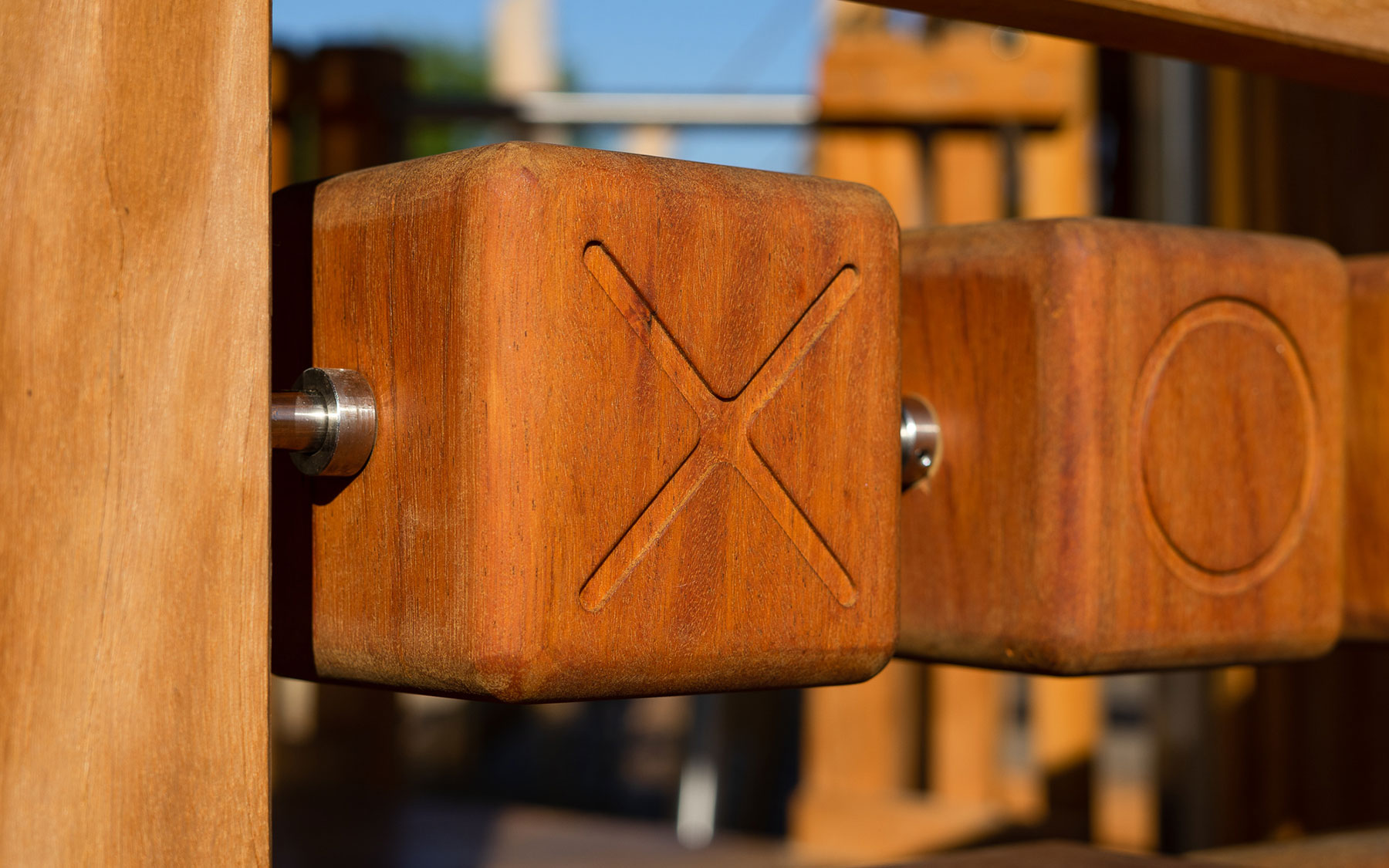 PHOTO PLAY AP.GA .01.1 naughts and crosses natural playground equipment 01 1