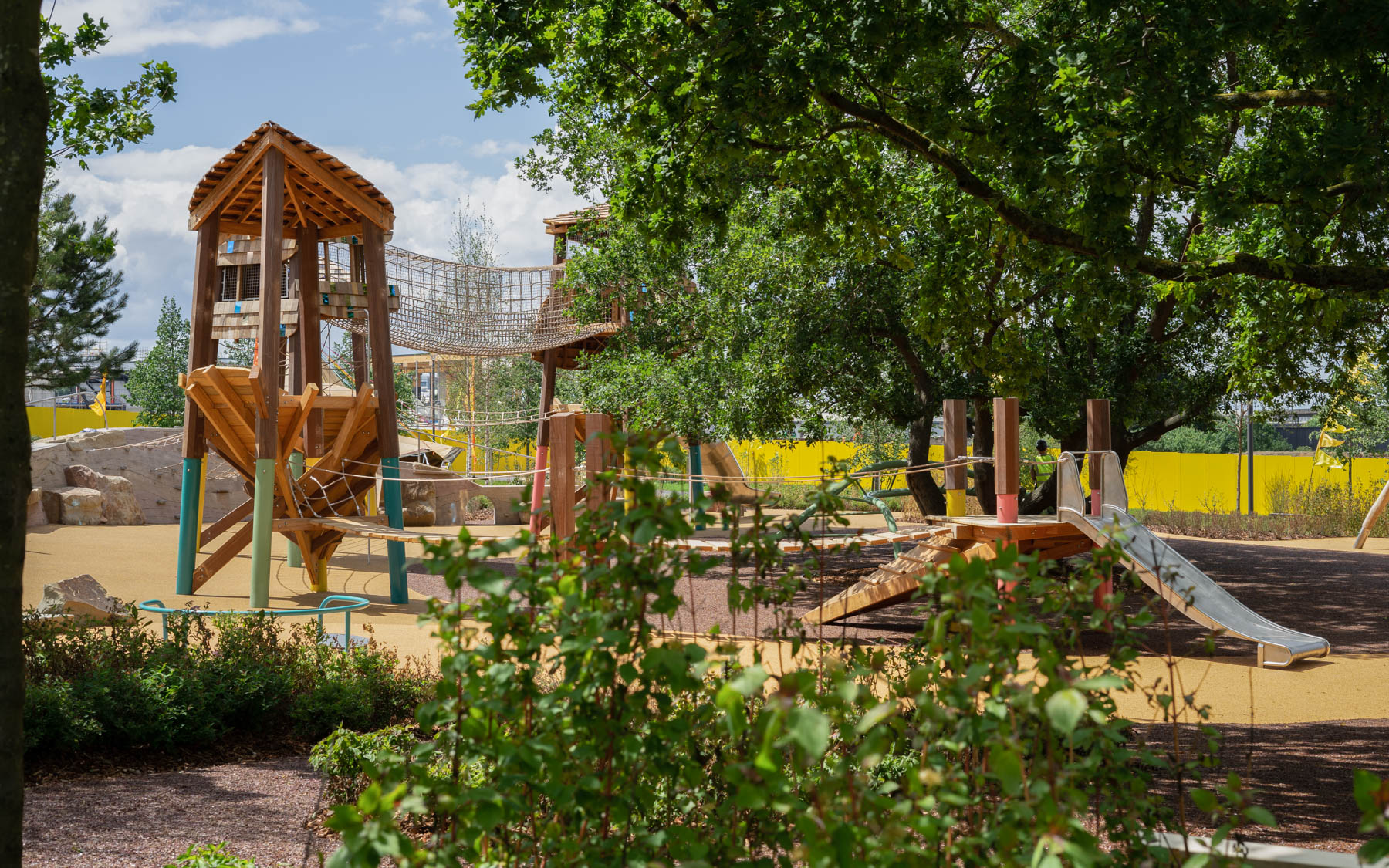 bespoke timber playground equipment claremeont park
