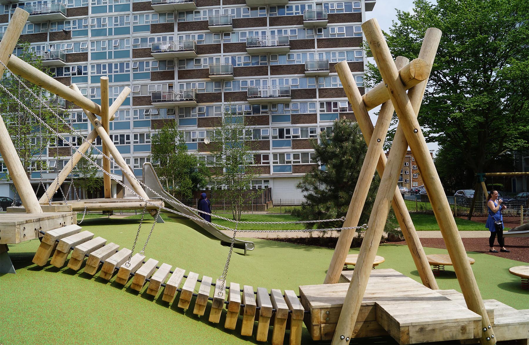 bespoke playgrounds woodhouse urban park